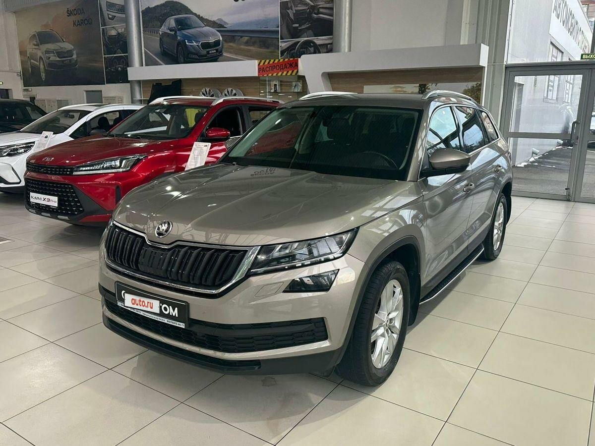 Купить б/у Skoda Kodiaq I 2.0 AMT (180 л.с.) 4WD бензин робот в ...