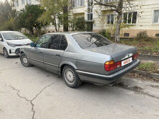 1993 BMW 7 серии 730i II (E32), серый, 250000 рублей, вид 2