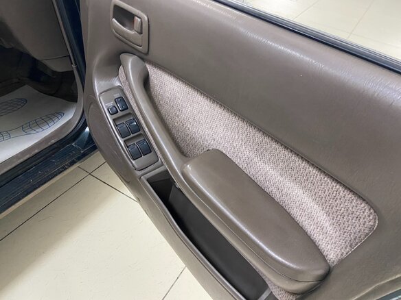 1992 Toyota Camry V30, зелёный - вид 12