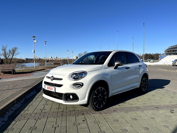 Купить б/у Fiat 500X I Рестайлинг 1.3 AT (177 л.с.) 4WD бензин автомат ...
