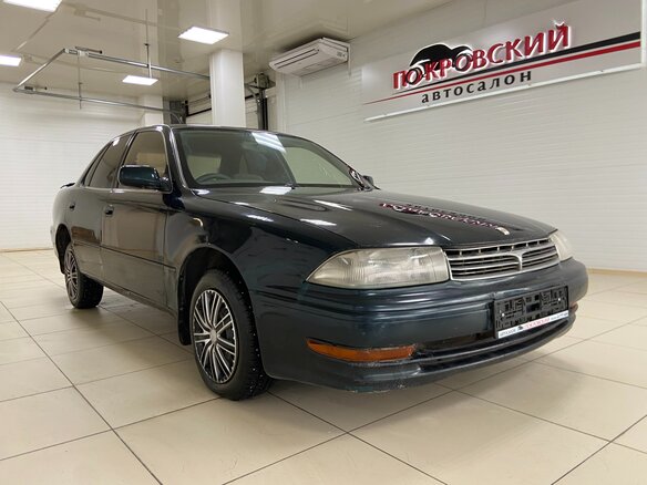 1992 Toyota Camry V30, зелёный