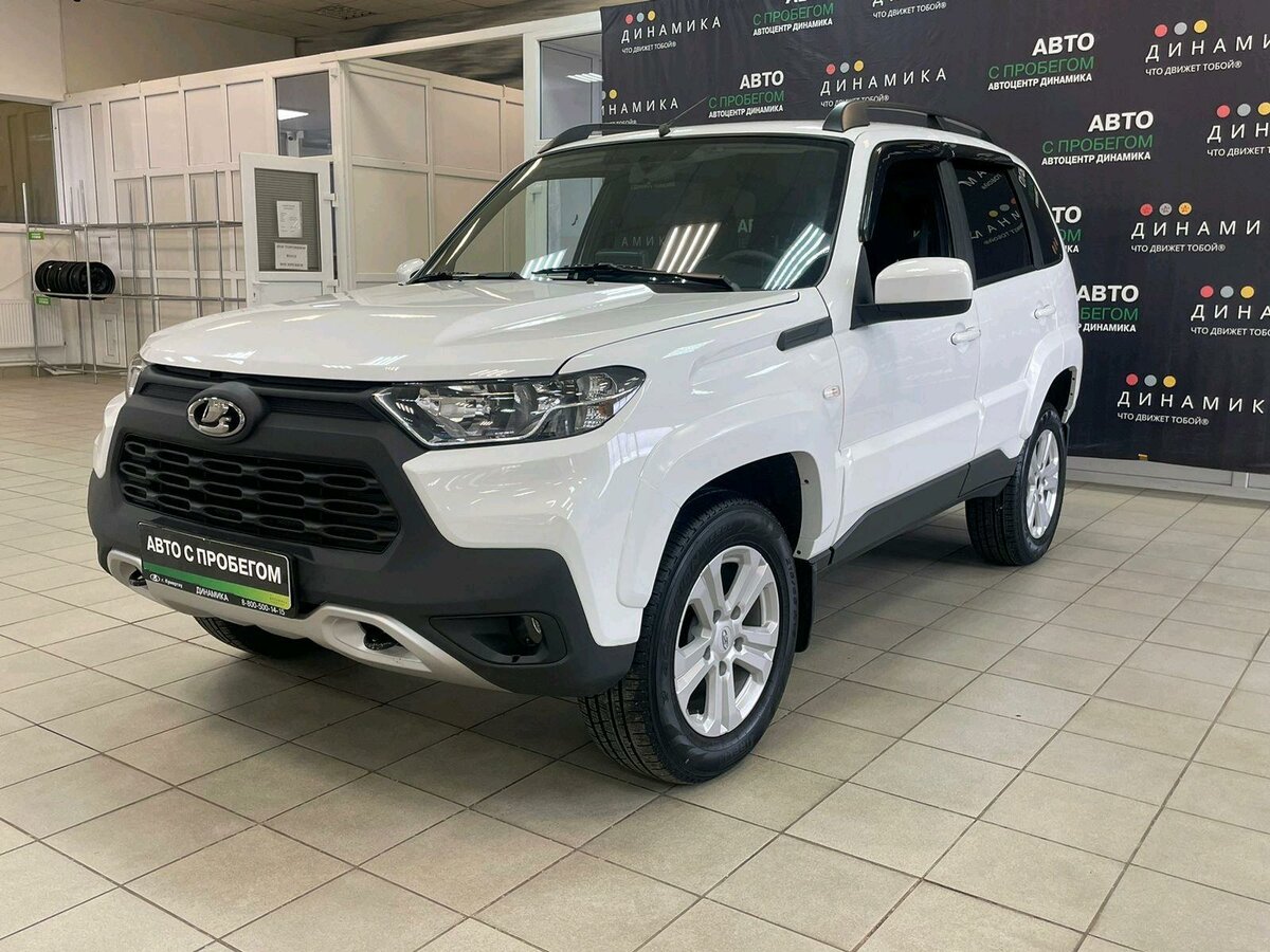 Купить б/у Lada (ВАЗ) Niva I Рестайлинг (Travel) 1.7 MT (80 л.с.) 4WD ...