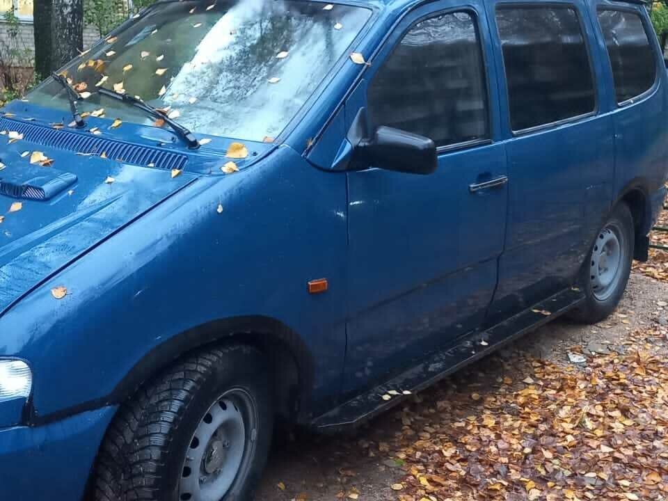 Купить б/у Lada (ВАЗ) 2120 Надежда I Рестайлинг 1.8 MT (80 л.с.) 4WD ...