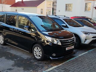 2014 Toyota Noah III (R80), чёрный, 2025000 рублей, вид 1