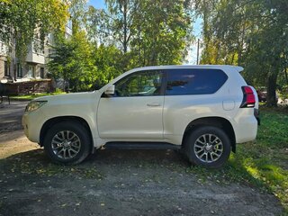 2019 Toyota Land Cruiser Prado 150 Series Рестайлинг 2, белый, 3100000 рублей, вид 1