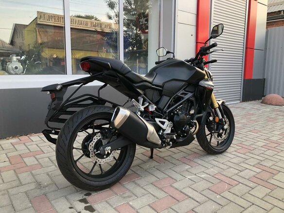 Купить новый Honda CB 300R инжектор 6 передач в Краснодаре: чёрный ...