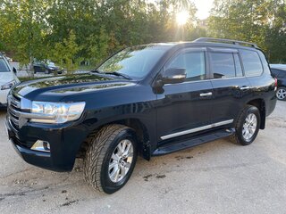 2016 Toyota Land Cruiser 200 Series Рестайлинг 2, чёрный, 5500000 рублей, вид 1