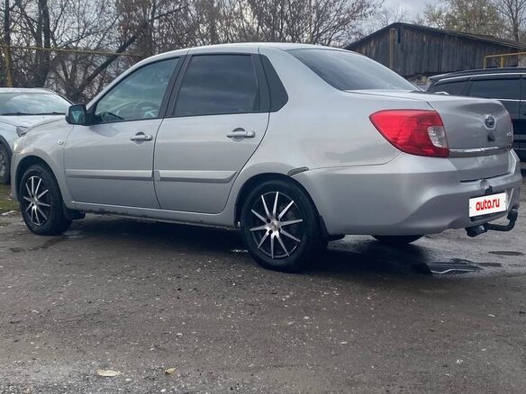 2018 Datsun on-DO I, серебристый, 400000 рублей - вид 4