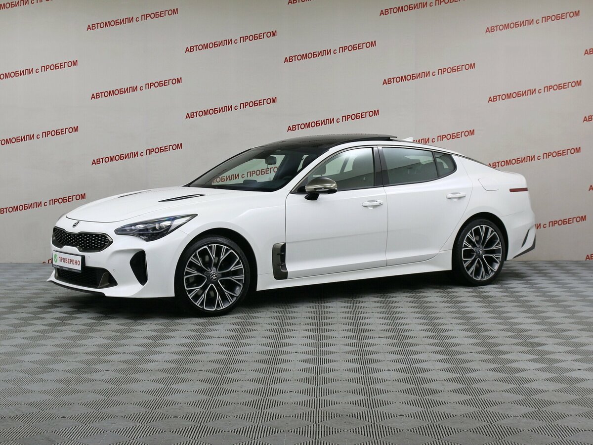 Kia Stinger 2 0 at 2018