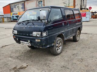1990 Mitsubishi Delica III, синий, 350000 рублей, вид 1