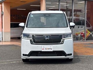 2022 Honda Stepwgn Spada VI, белый, 1950000 рублей, вид 1