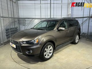 2010 Mitsubishi Outlander II Рестайлинг, коричневый, 989000 рублей, вид 1