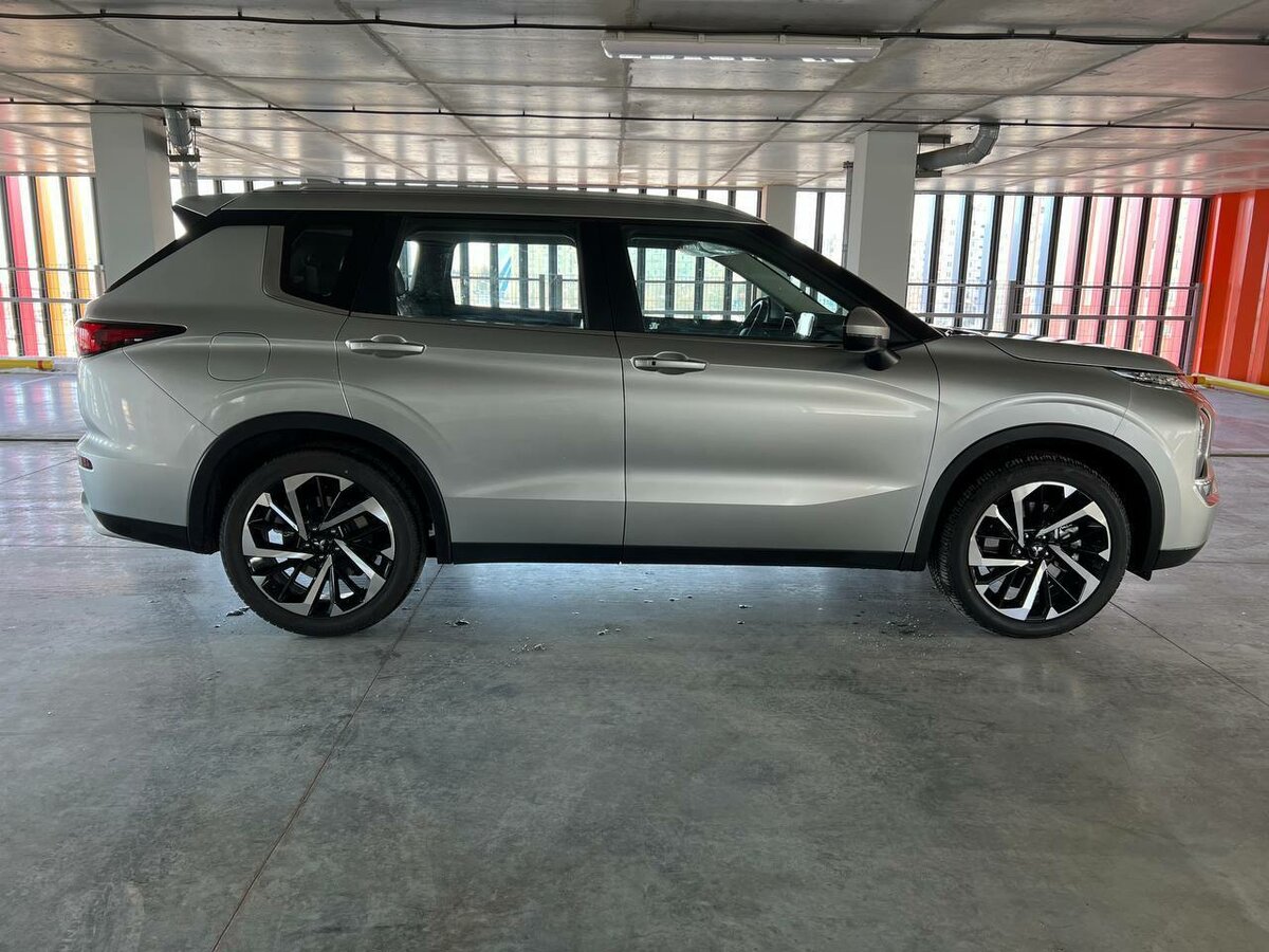 Купить б/у Mitsubishi Outlander IV 2.5 CVT (184 л.с.) 4WD бензин вариатор в Тольятти ...