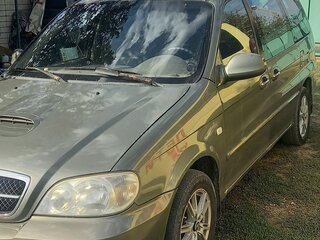 2005 Kia Carnival I Рестайлинг, зелёный, 800000 рублей, вид 1