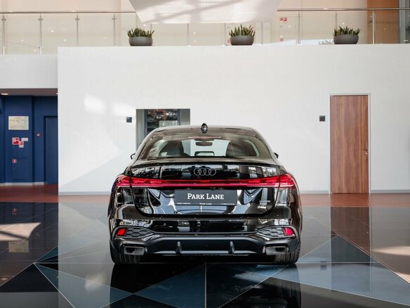 2025 Audi A5 III (B10), чёрный, 7950000 рублей - вид 3