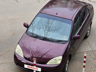 2001 Toyota Prius I Рестайлинг (XW10), пурпурный, 300000 рублей, вид 1