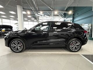 2026 Audi Q5 L III (GU), чёрный, 6899000 рублей, вид 4