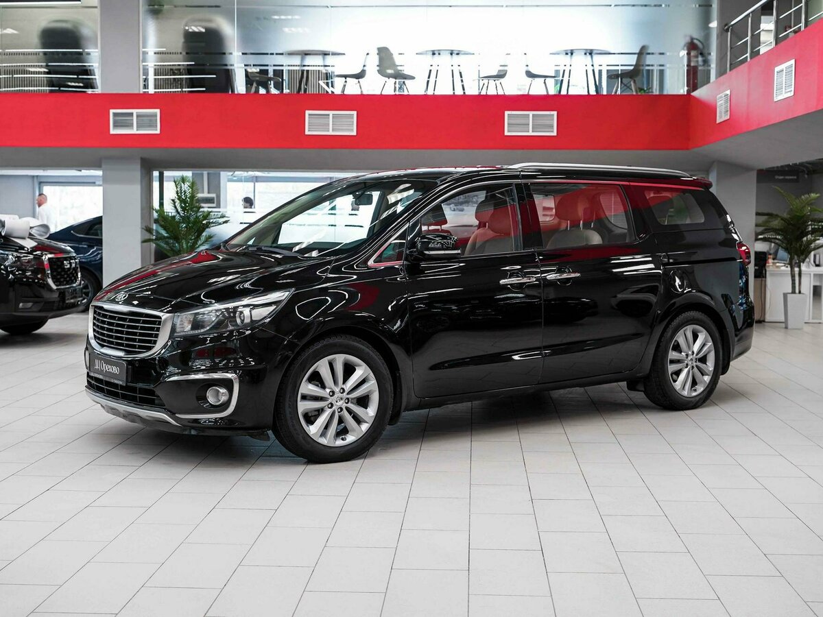 Kia Carnival III
