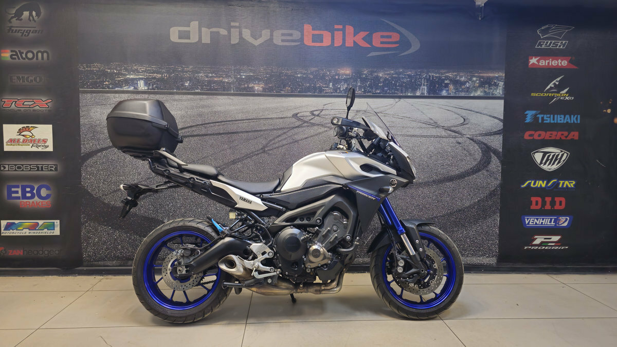 Yamaha MT-09 Tracer (FJ-09)