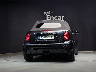 2025 Mini Cabrio JCW IV, чёрный, 5500000 рублей, вид 4