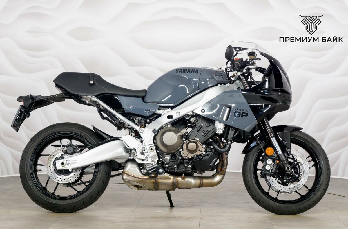 Yamaha XSR900