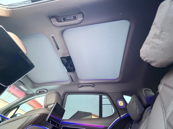 2024 Mercedes-Benz Maybach EQS SUV 680, чёрный, 22000000 рублей - вид 23