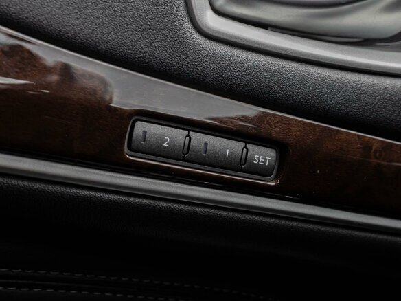 2019 Infiniti QX60 I Рестайлинг, белый, 2520000 рублей - вид 25