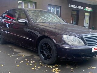 2002 Mercedes-Benz S-Класс 500 IV (W220) Рестайлинг, фиолетовый, 560000 рублей, вид 1