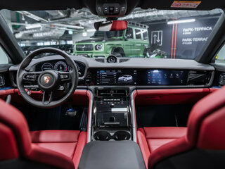 2025 Porsche Panamera 4 E-Hybrid III, серый, 19850000 рублей, вид 3