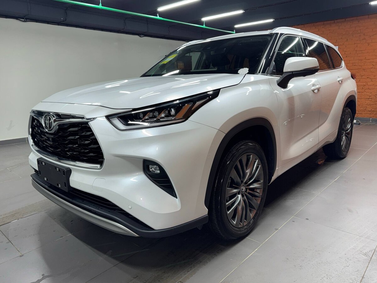 Toyota Highlander IV (XU70)