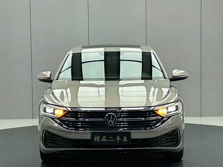 Volkswagen Sagitar III Рестайлинг