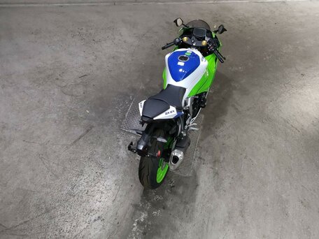 Купить б/у Kawasaki ZX-6 Ninja инжектор в Москве: зелёный спорт