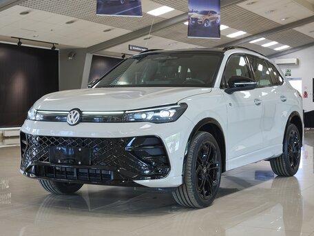 2026 Volkswagen Tiguan L Pro III (China Market), бежевый, 4369000 рублей, вид 1