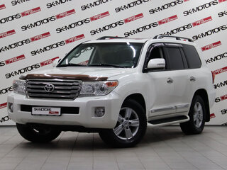 2013 Toyota Land Cruiser 200 Series Рестайлинг 1, белый, 3265650 рублей, вид 1