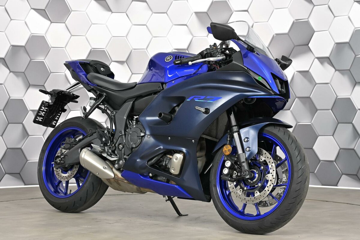 Yamaha YZF-R7