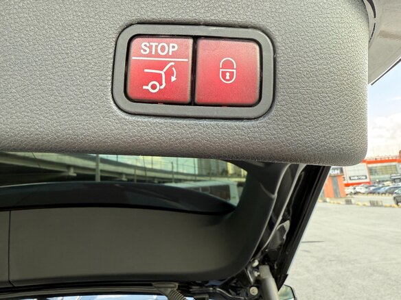 2016 Mercedes-Benz GLE 500 I (W166), чёрный, 3850000 рублей - вид 23