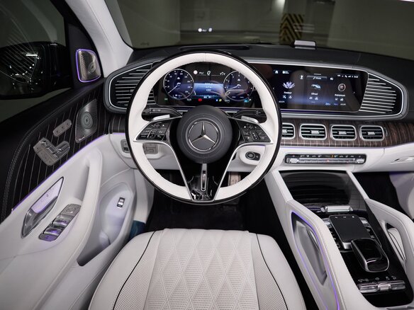 2025 Mercedes-Benz Maybach GLS 600 I Рестайлинг, чёрный, 29000000 рублей - вид 13