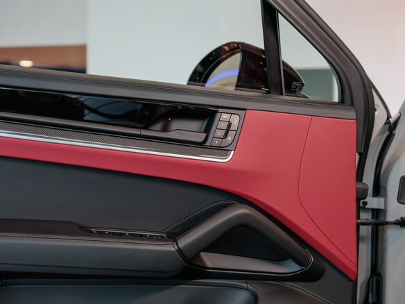 2026 Porsche Cayenne Coupé III Рестайлинг, серый, 18850000 рублей - вид 17