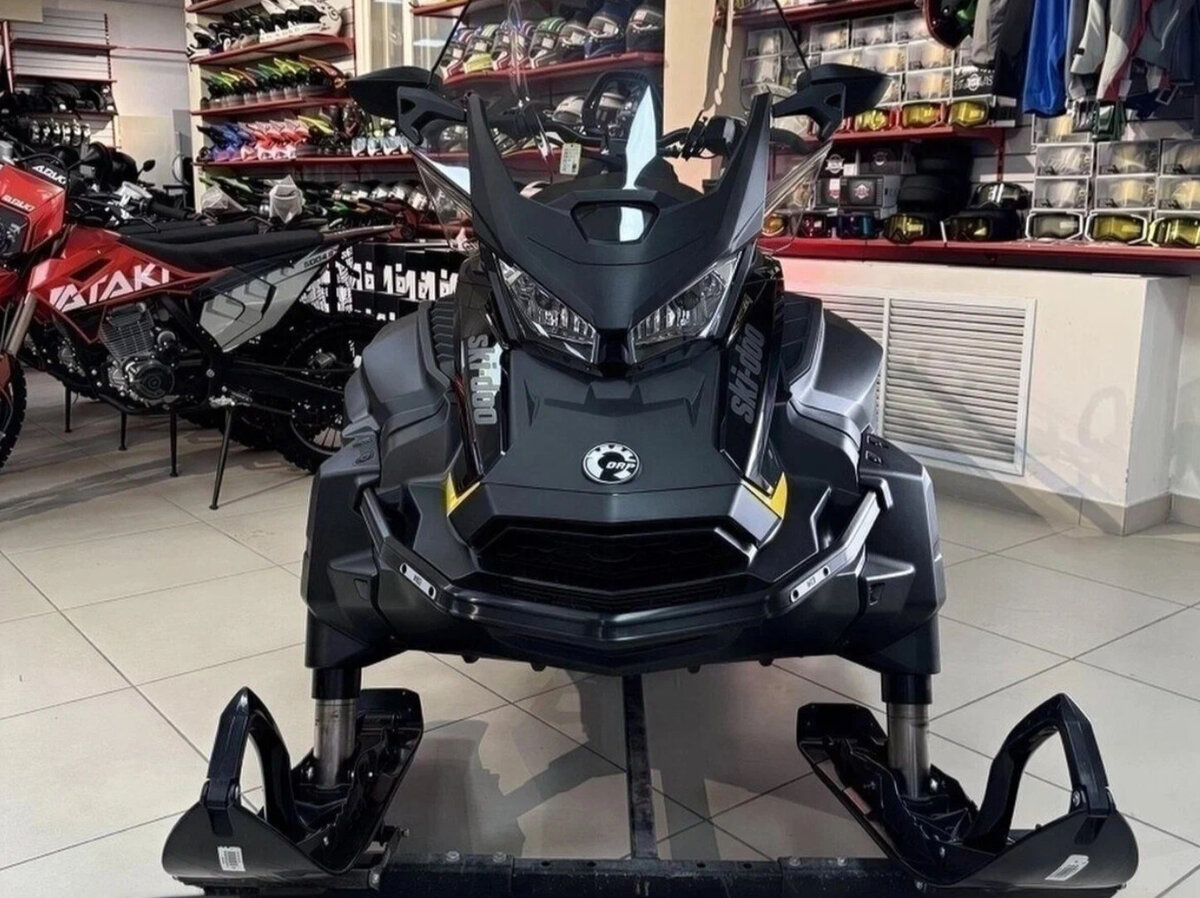 BRP Ski-Doo Skandic 900