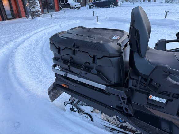 2024 BRP Lynx Commander 900, чёрный, 2500000 рублей - вид 3