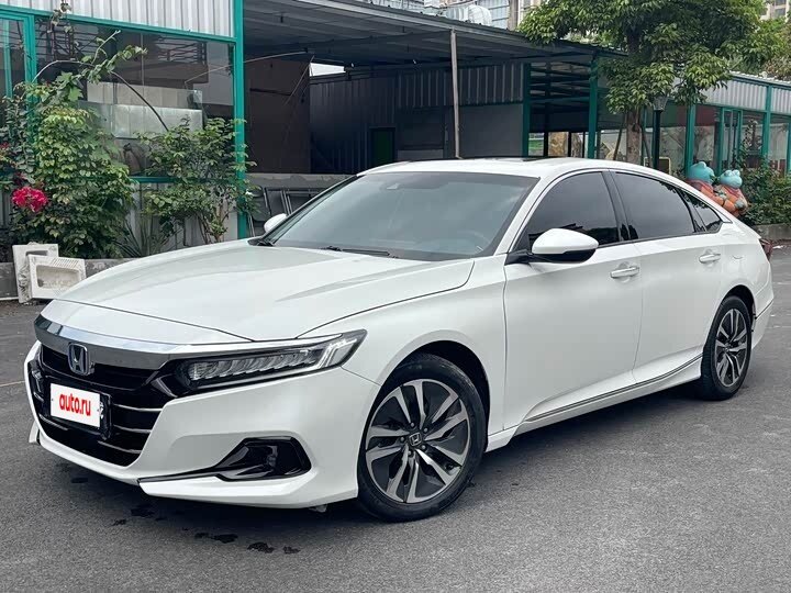 Honda Accord X Рестайлинг