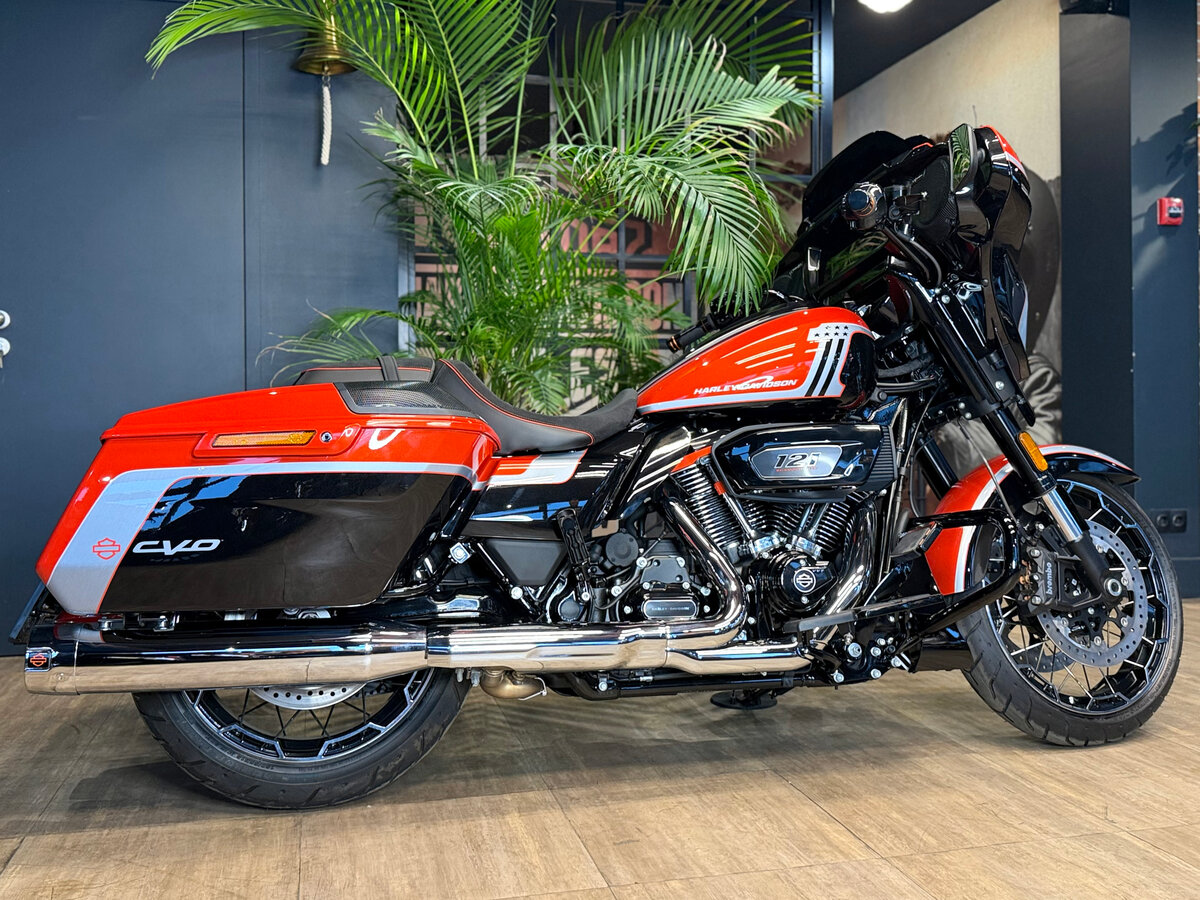 Harley-Davidson CVO Street Glide