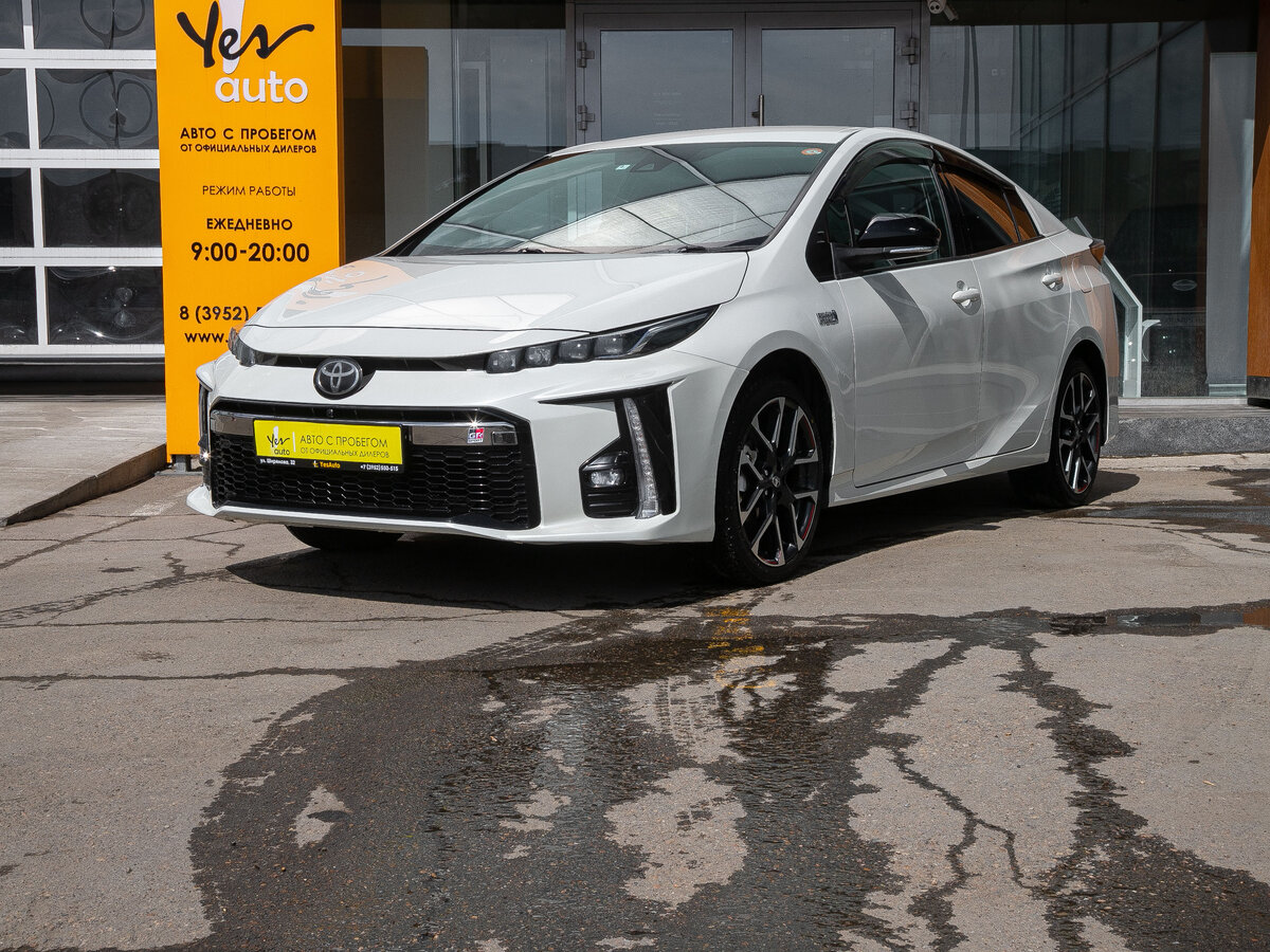 Toyota Prius PHV ZVW52 IV (XW50)
