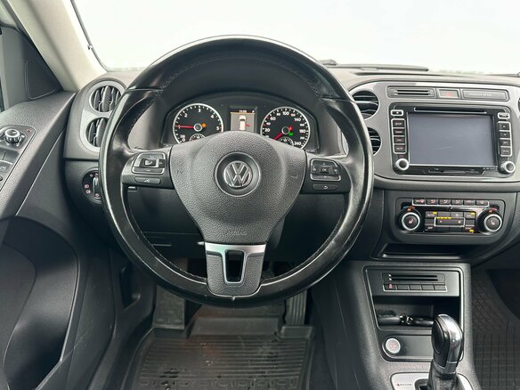 2013 Volkswagen Tiguan I Рестайлинг, белый, 1195000 рублей - вид 4