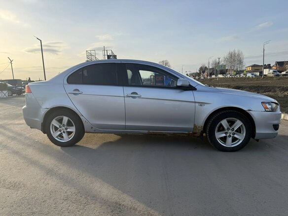 2007 Mitsubishi Lancer X, серебристый, 570000 рублей - вид 6