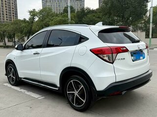 2021 Honda Vezel I Рестайлинг, белый, 1290000 рублей, вид 4