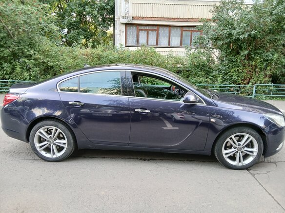 2012 Opel Insignia I, розовый, 880000 рублей - вид 1