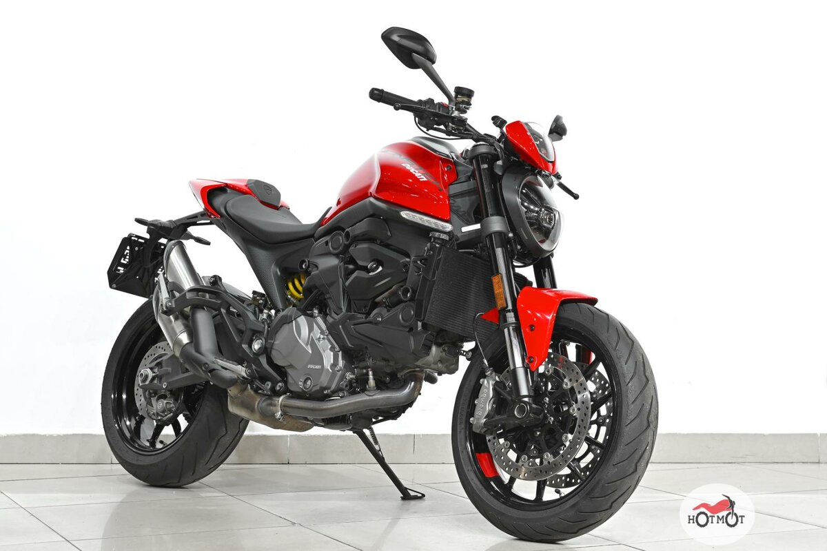 Ducati Monster 937