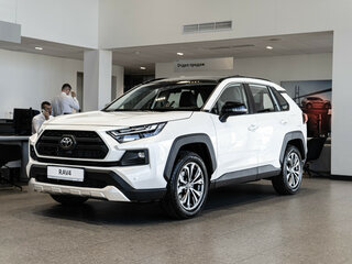 2025 Toyota RAV4 V (XA50), белый, 4690000 рублей, вид 1