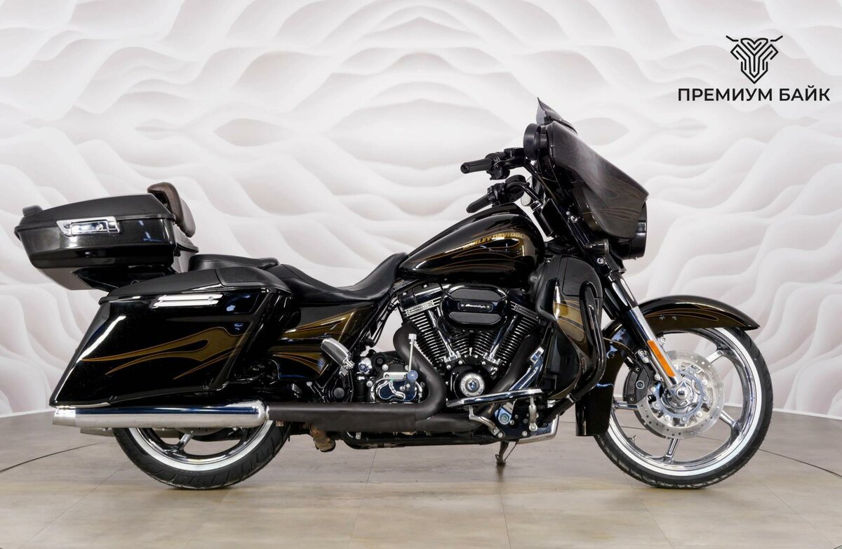 Harley-Davidson CVO Street Glide
